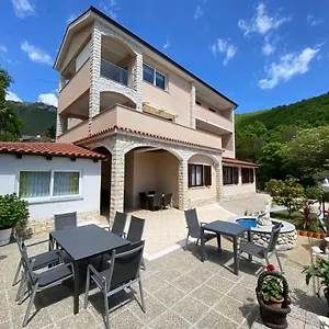 3* Gostinjska kuća Deskovic